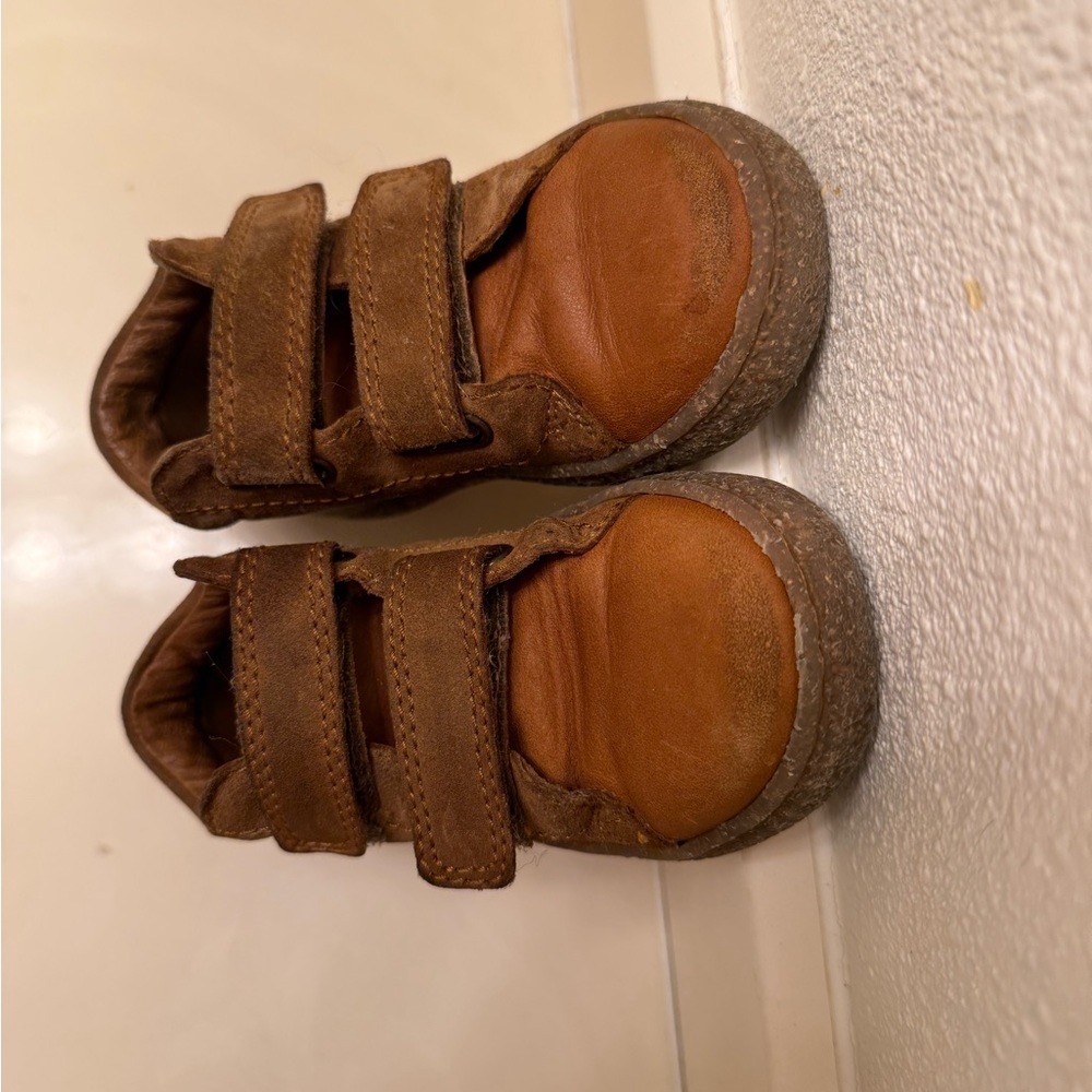 Naturino brown leather high tops